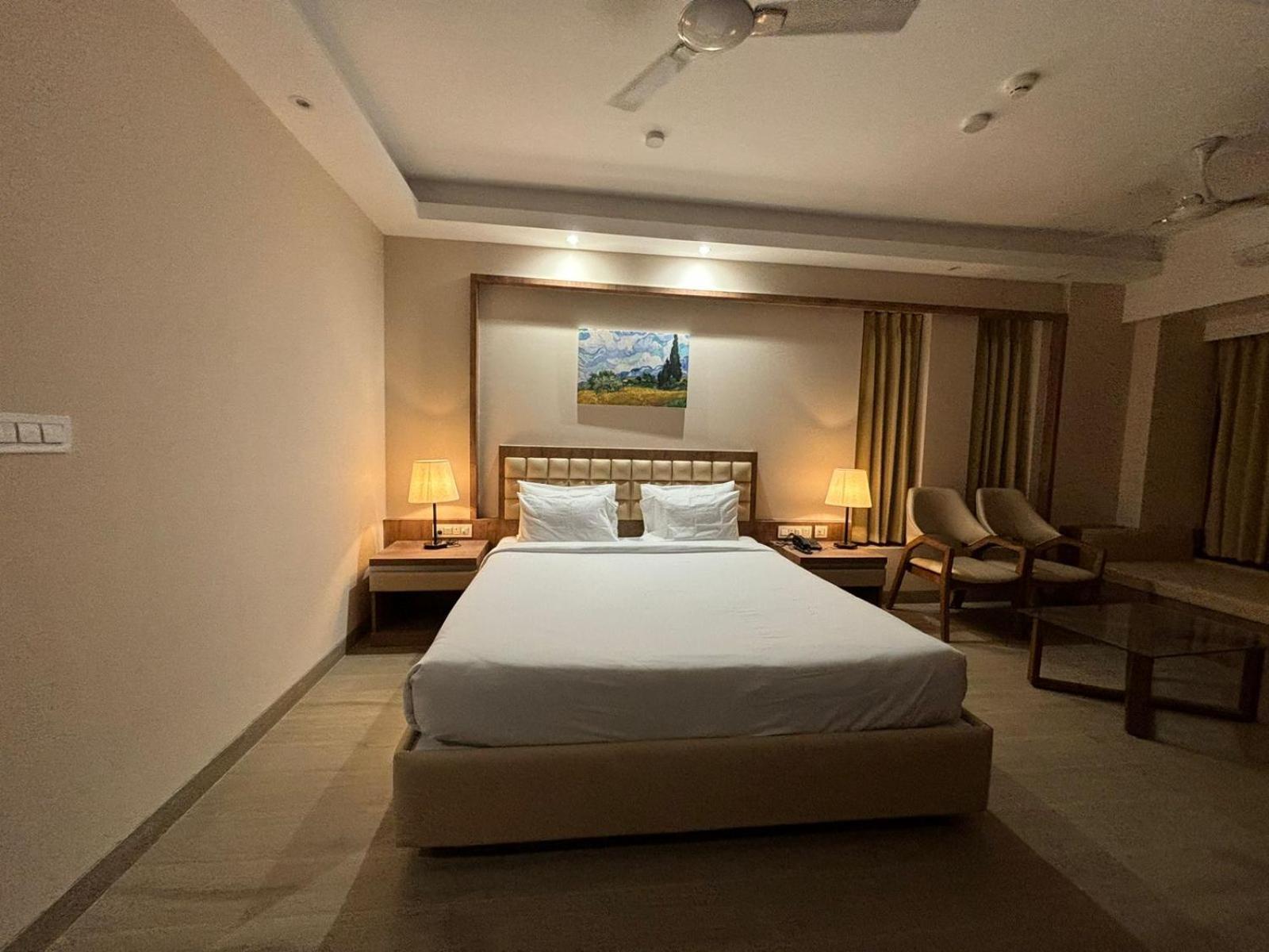 The Pearl Club Resort Shānti Niketan Zewnętrze zdjęcie