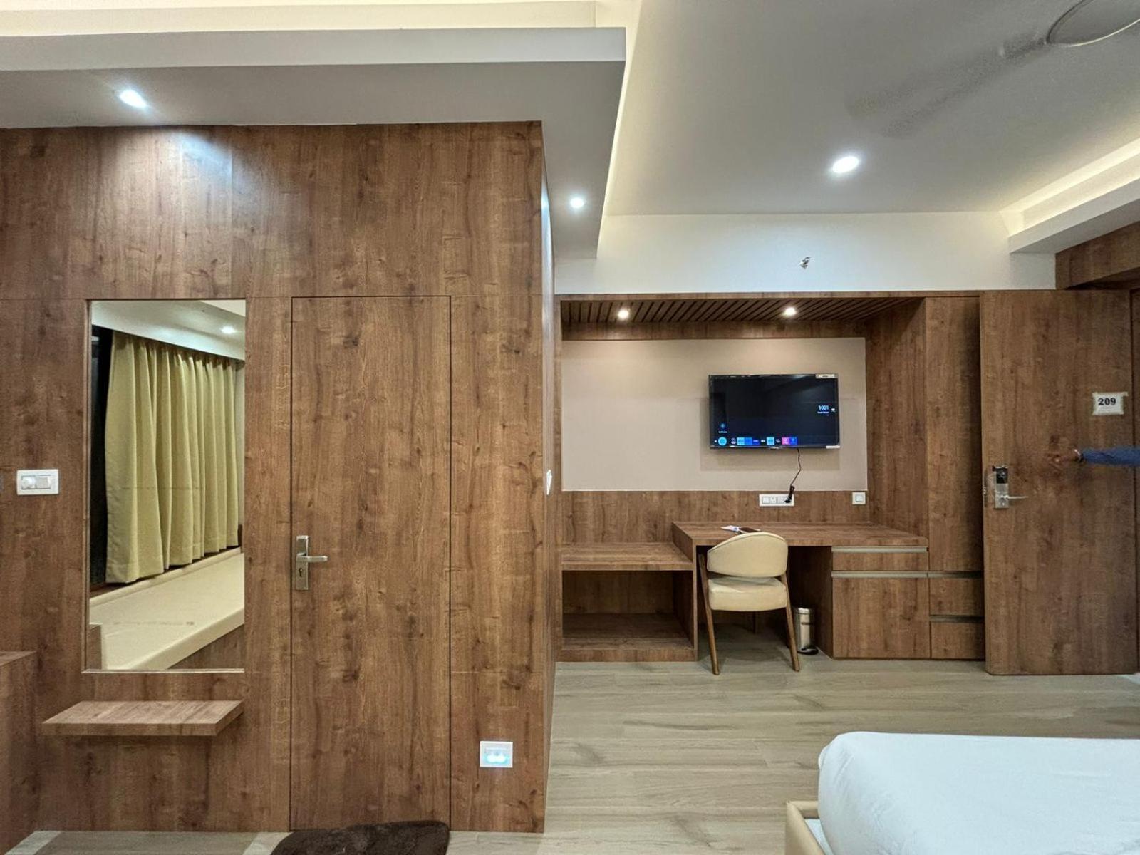 The Pearl Club Resort Shānti Niketan Zewnętrze zdjęcie