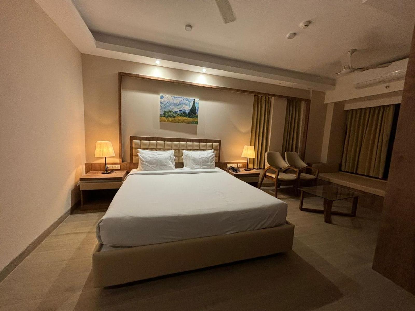 The Pearl Club Resort Shānti Niketan Zewnętrze zdjęcie